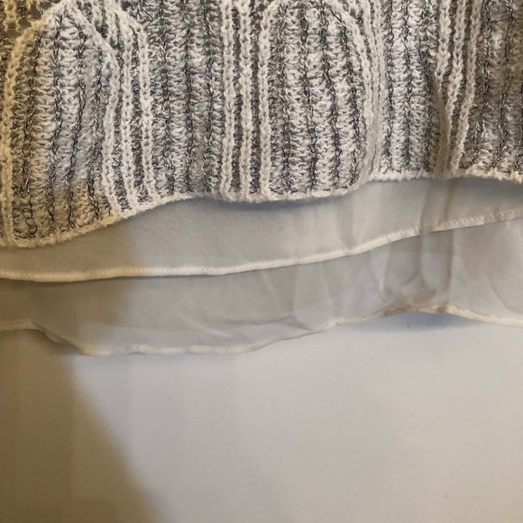 Lucky Sweaters - Picture 4 of 6